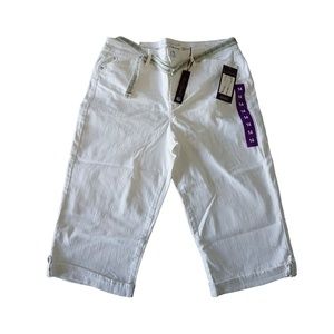 Gloria Vanderbilt Womens Capri White pants size 14